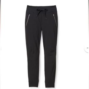 Athleta Trekkie North Jogger Pants - Size 6 - Black - like new and COMFY!